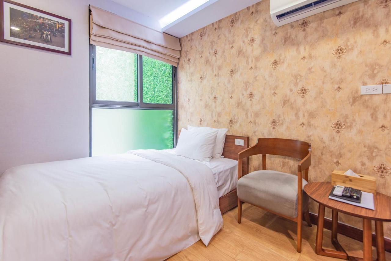 Moon West Lake Hotel&Residence Hanoi Buitenkant foto