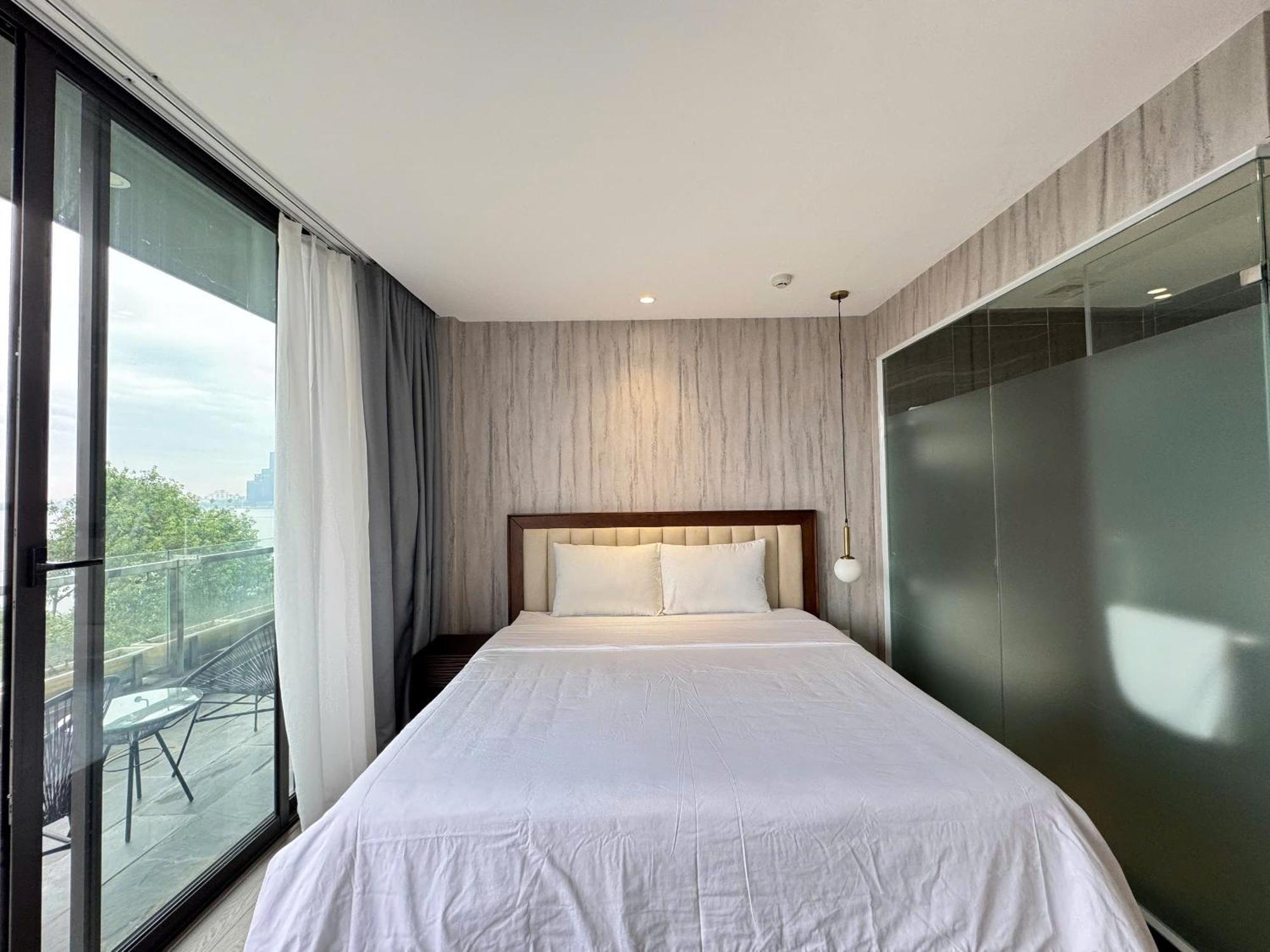 Moon West Lake Hotel&Residence Hanoi Buitenkant foto